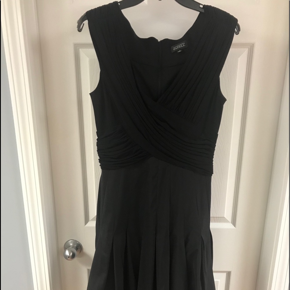 Black formal dress great for parties